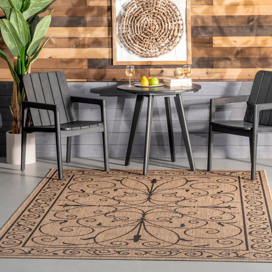 Tapis traditionnel d'intérieur/extérieur Nuloom Kathleen