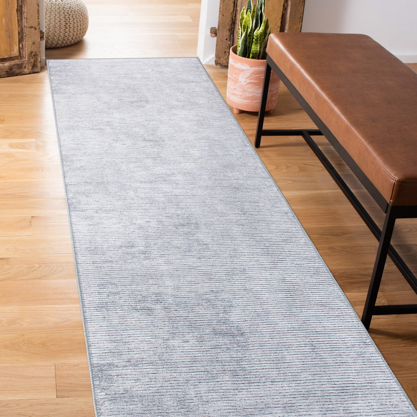 Tapis contemporain à rayures vieillies lavable en machine
