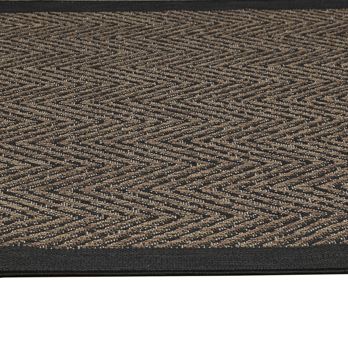 Tapis d'intérieur/extérieur texturé à chevrons naturel/noir Madison Park Hurley