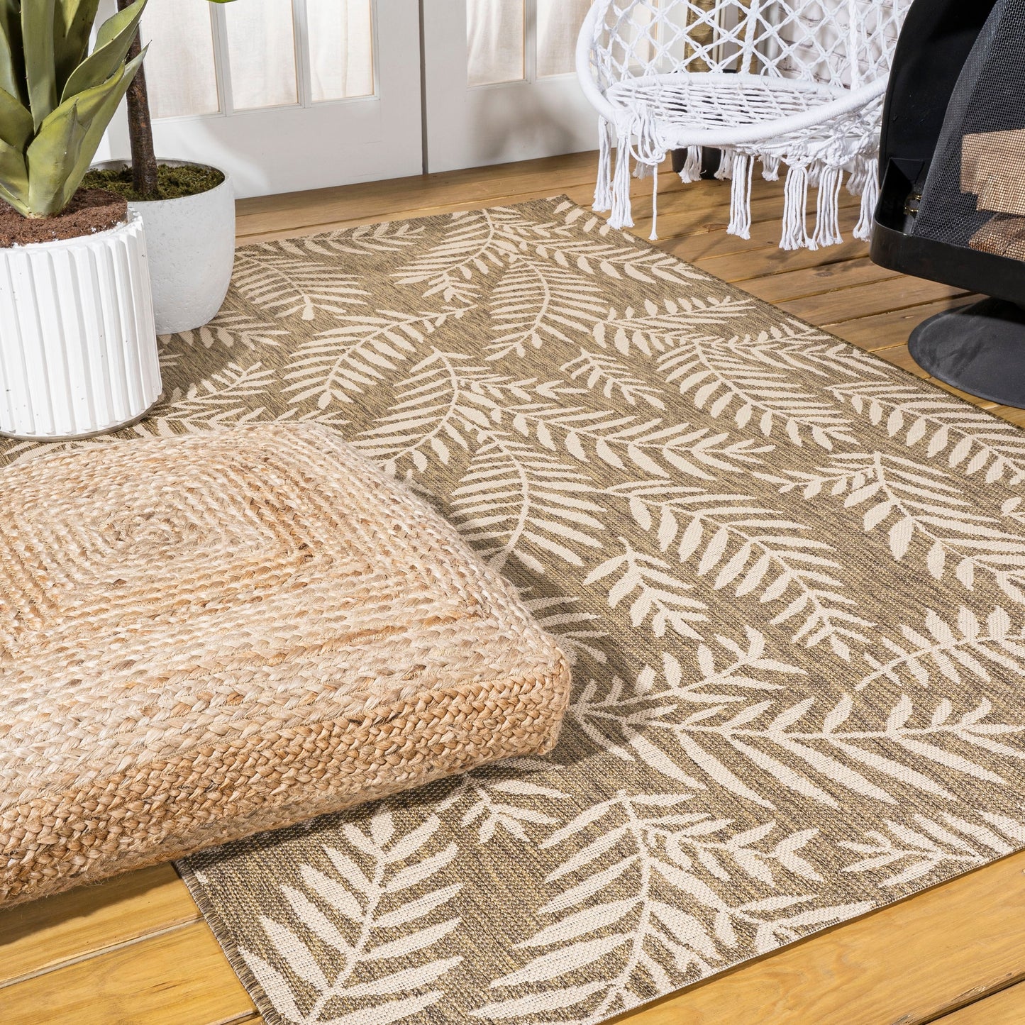 JONATHAN Y Tapis intérieur/extérieur à fronde de palmier Galon