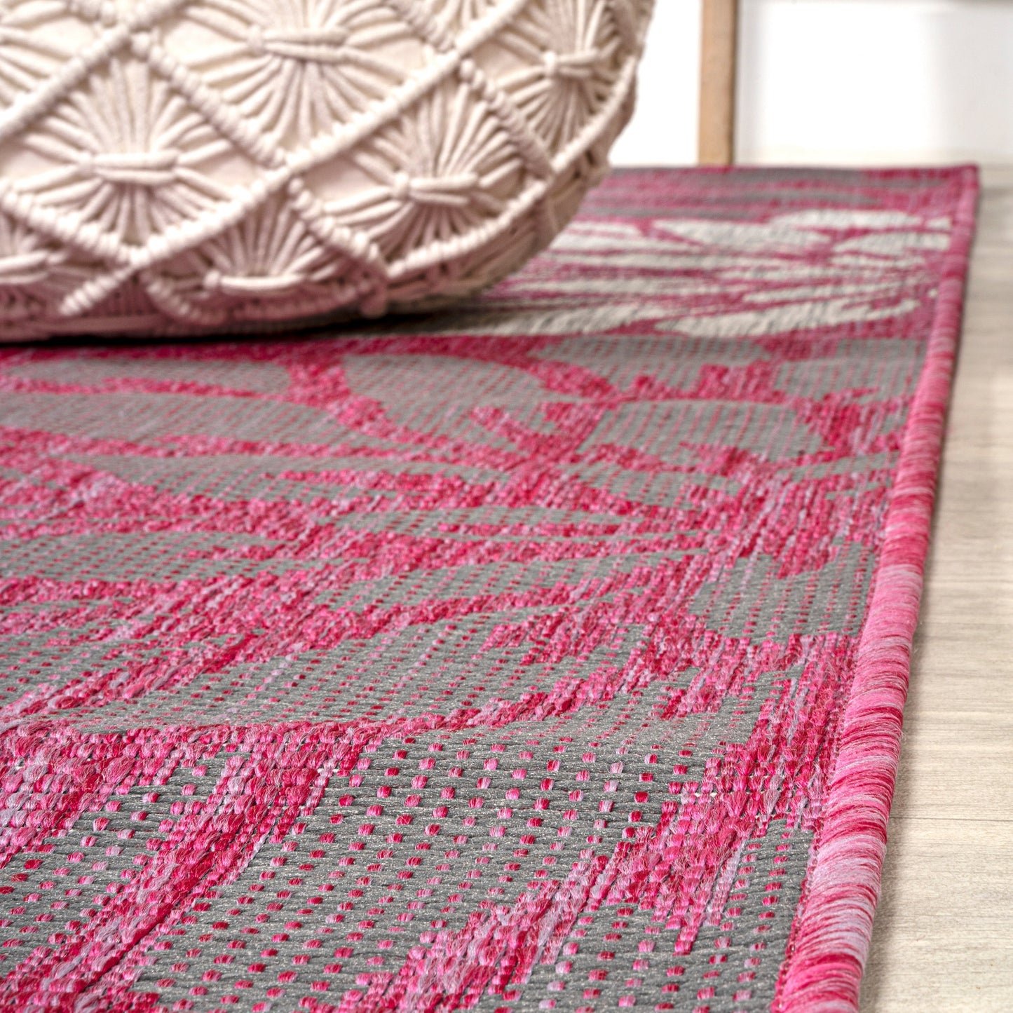 Tapis d'intérieur/extérieur à tissage texturé floral JONATHAN Y