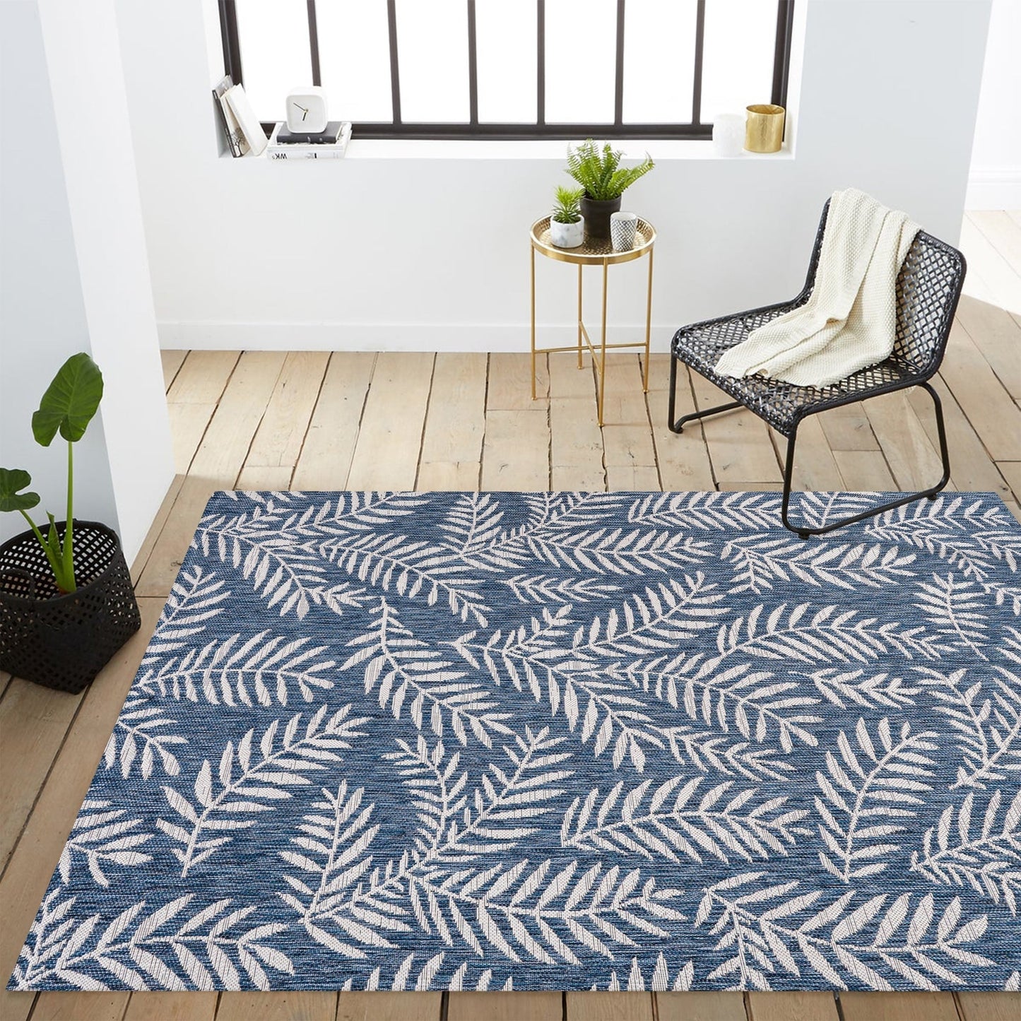 JONATHAN Y Tapis intérieur/extérieur à fronde de palmier Galon