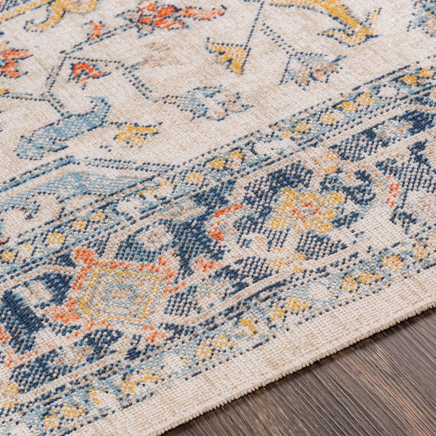Tapis d'extérieur traditionnel médaillon Livabliss Huntington Beach remis au goût du jour