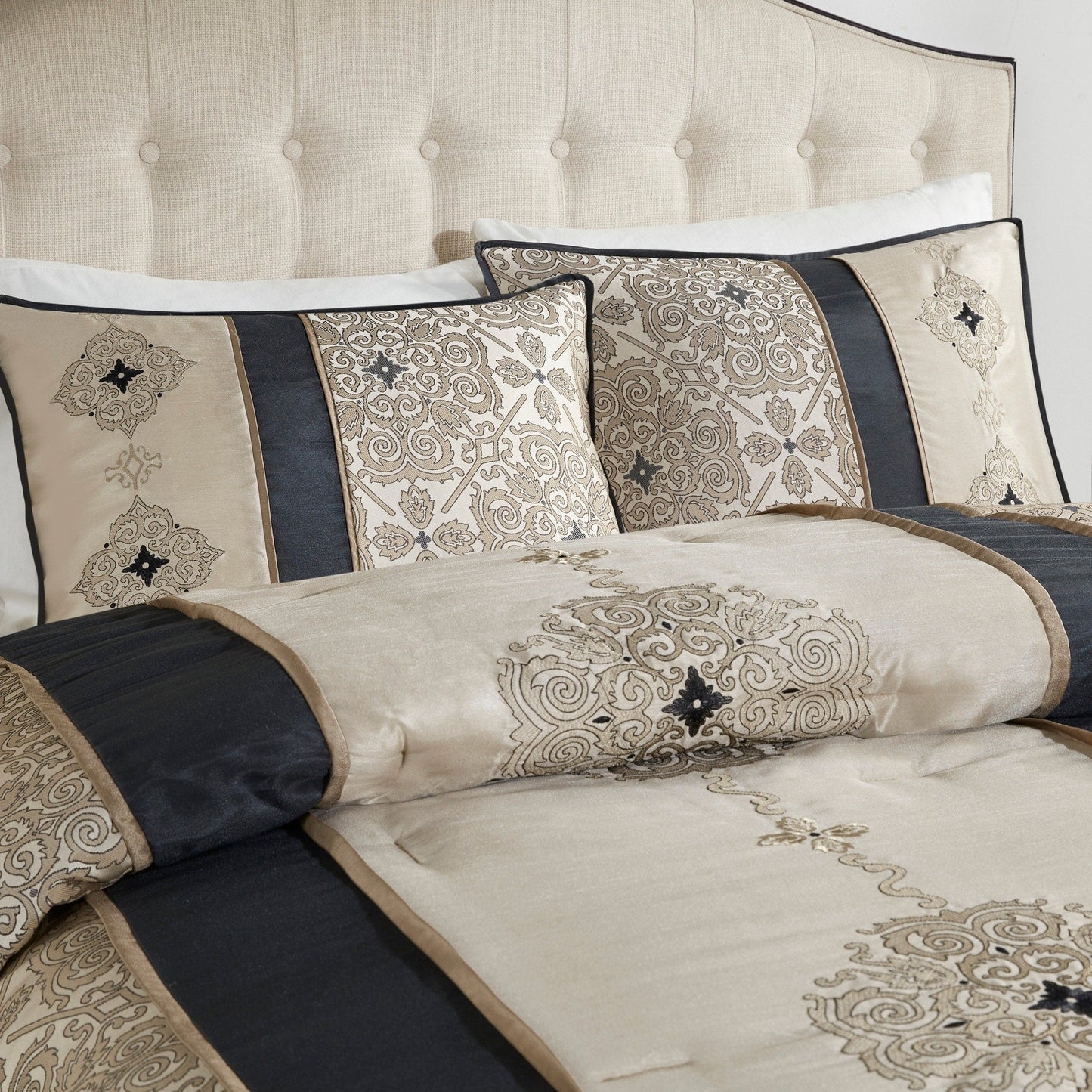 Madison Park Blaine Ensemble de couette jacquard 7 pièces avec coussins décoratifs