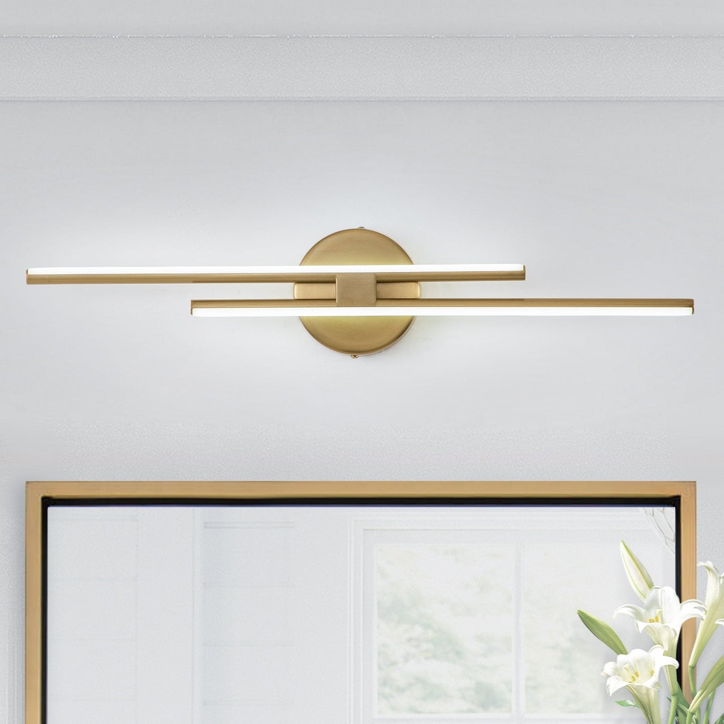 Applique murale linéaire minimaliste en métal à 2 lumières à LED et intensité variable