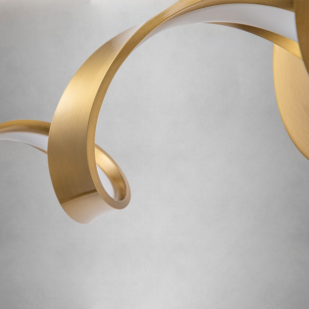 Applique murale à LED pour salle de bain au design moderne en spirale, à intensité variable