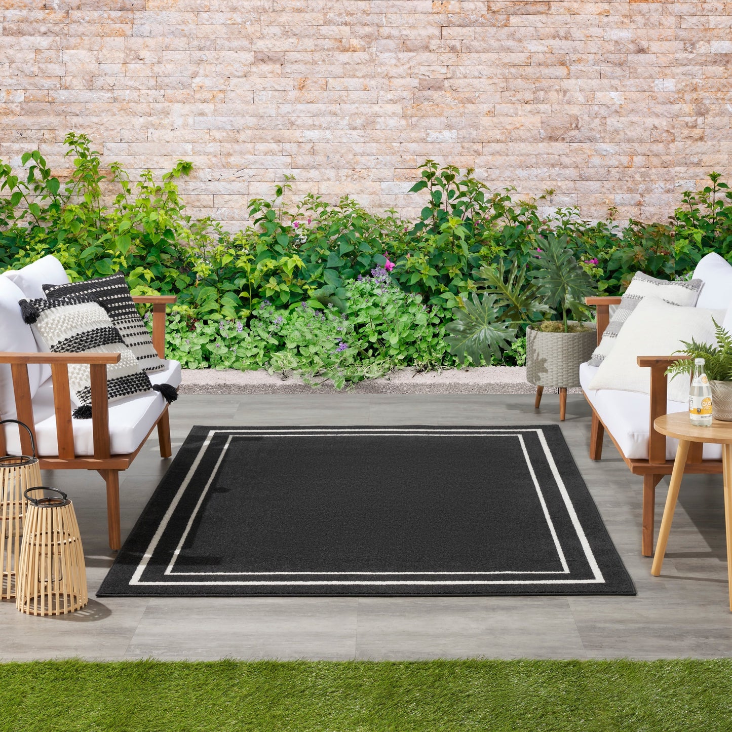 Tapis uni d'intérieur/extérieur Nourison Essentials