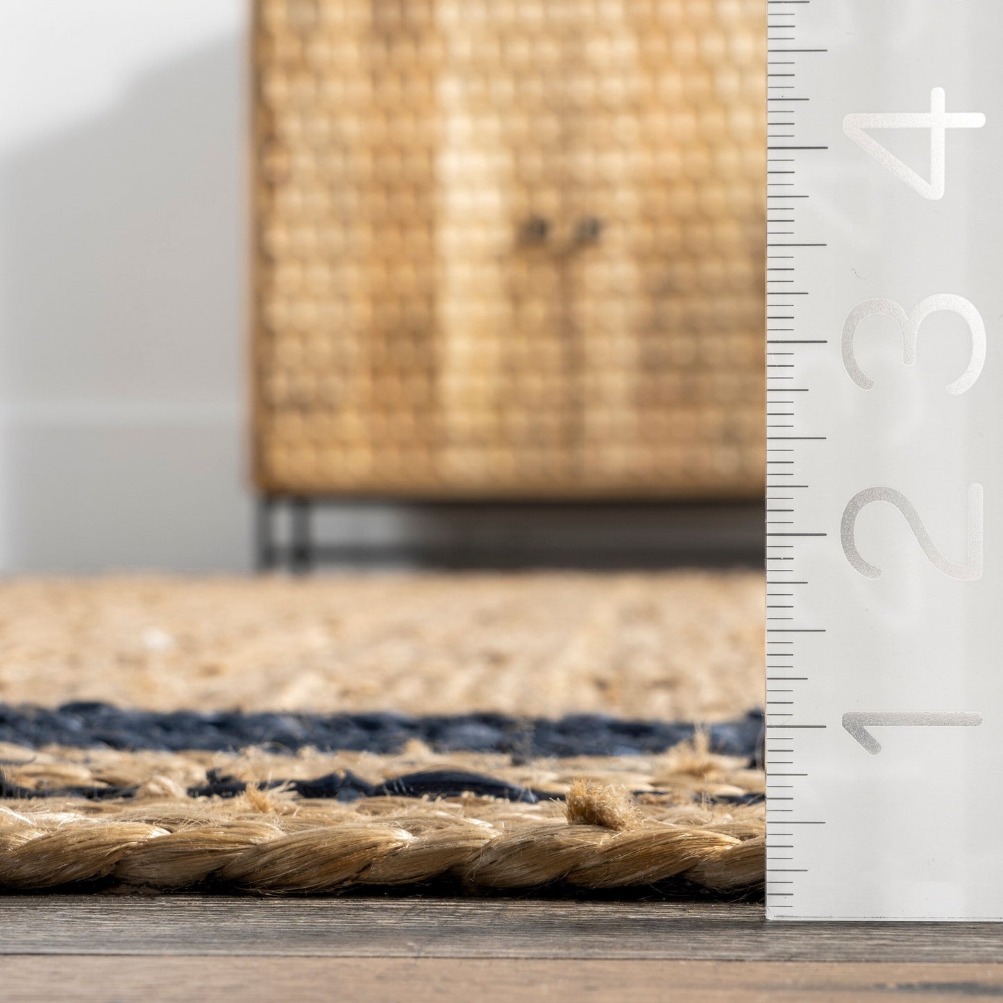 Tapis côtier en jute tressé Nuloom Rikki