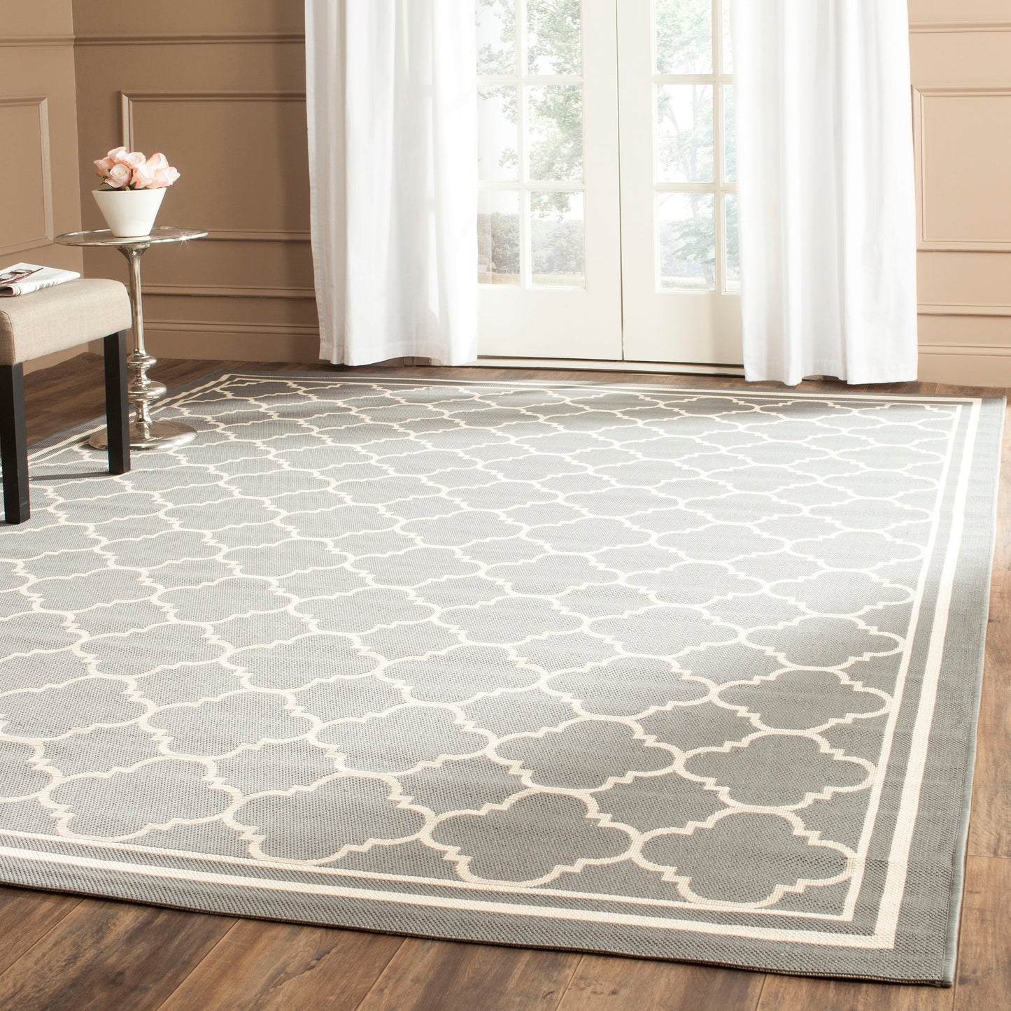 Tapis de jardin imperméable d'intérieur/extérieur SAFAVIEH Courtyard Kristelle