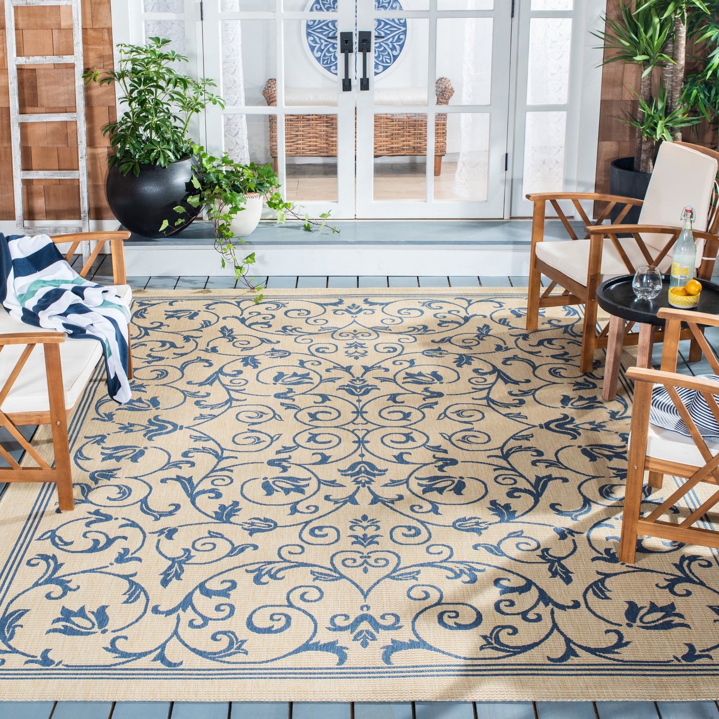 Tapis de jardin imperméable d'intérieur/extérieur SAFAVIEH Courtyard Miljeta