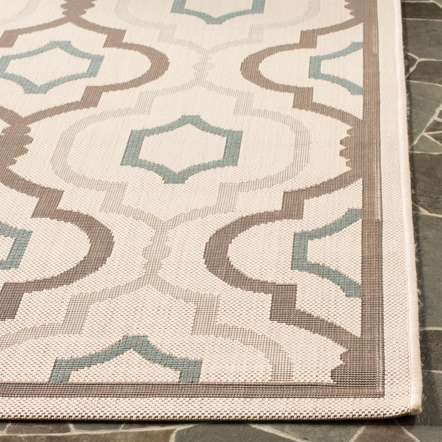 Tapis de jardin imperméable pour intérieur/extérieur SAFAVIEH Courtyard Oyvor