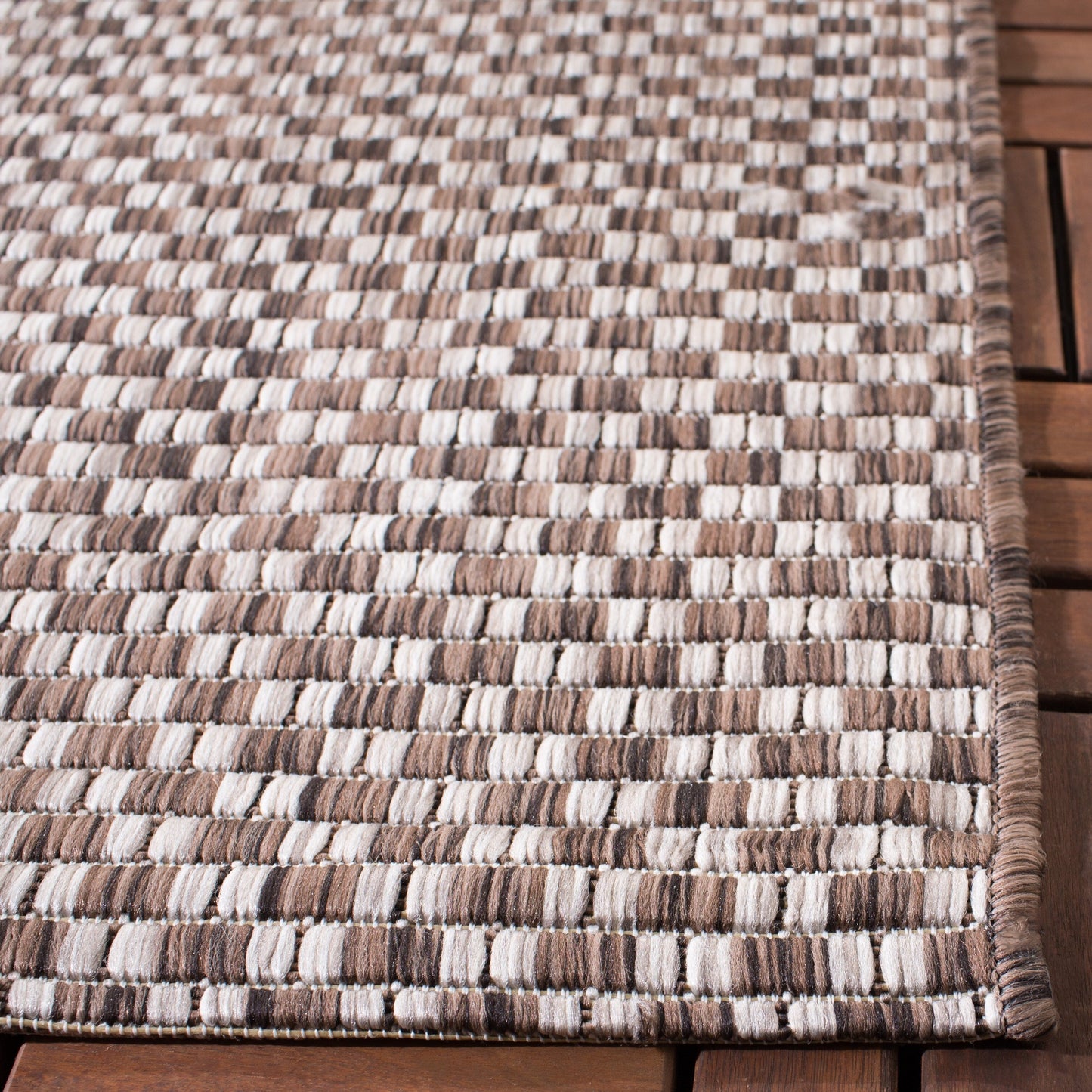 Tapis de jardin imperméable pour intérieur/extérieur SAFAVIEH Courtyard Ragini