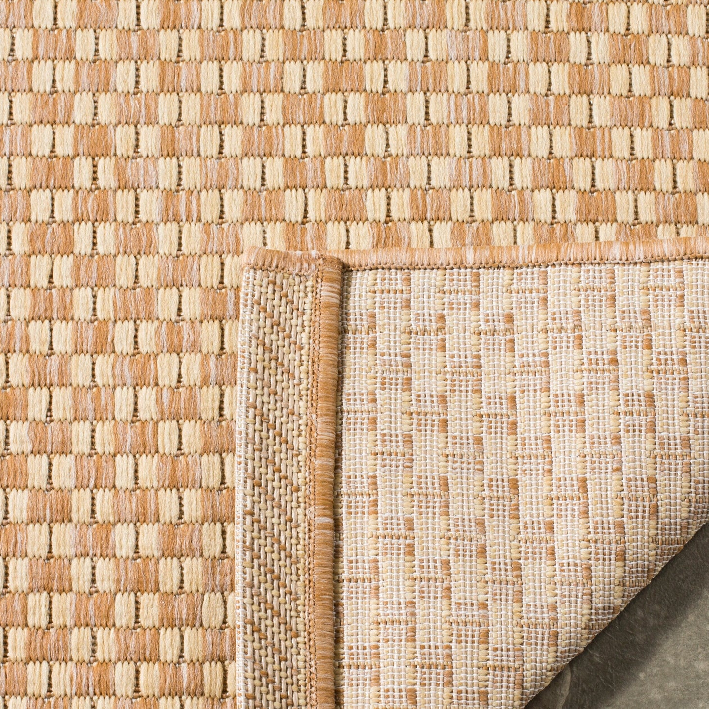 Tapis de jardin imperméable pour intérieur/extérieur SAFAVIEH Courtyard Ragini