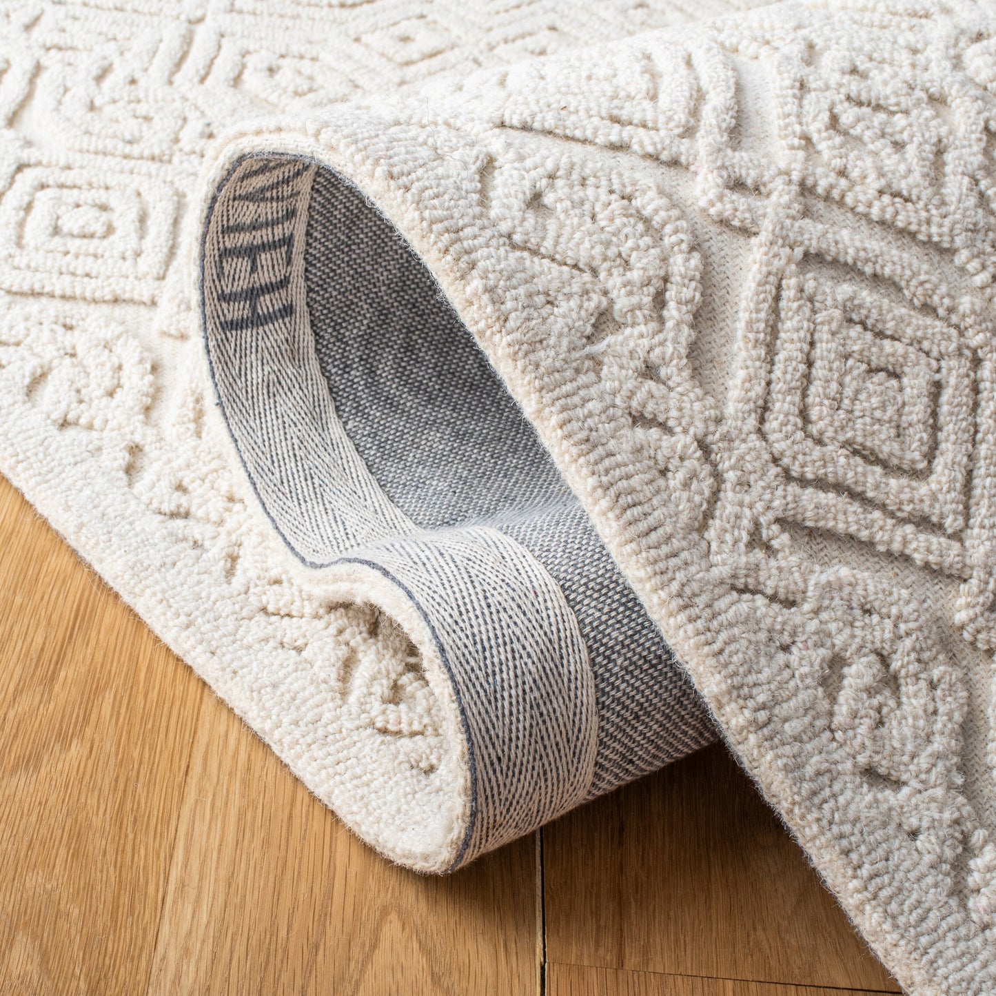 Tapis texturé en laine Tarsha fait main SAFAVIEH