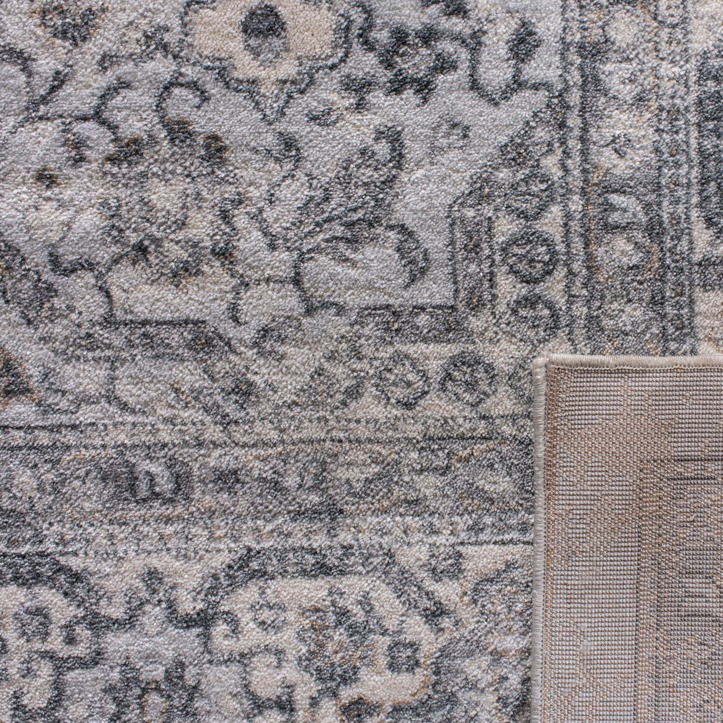 Tapis oriental traditionnel SAFAVIEH Isabella Roxann