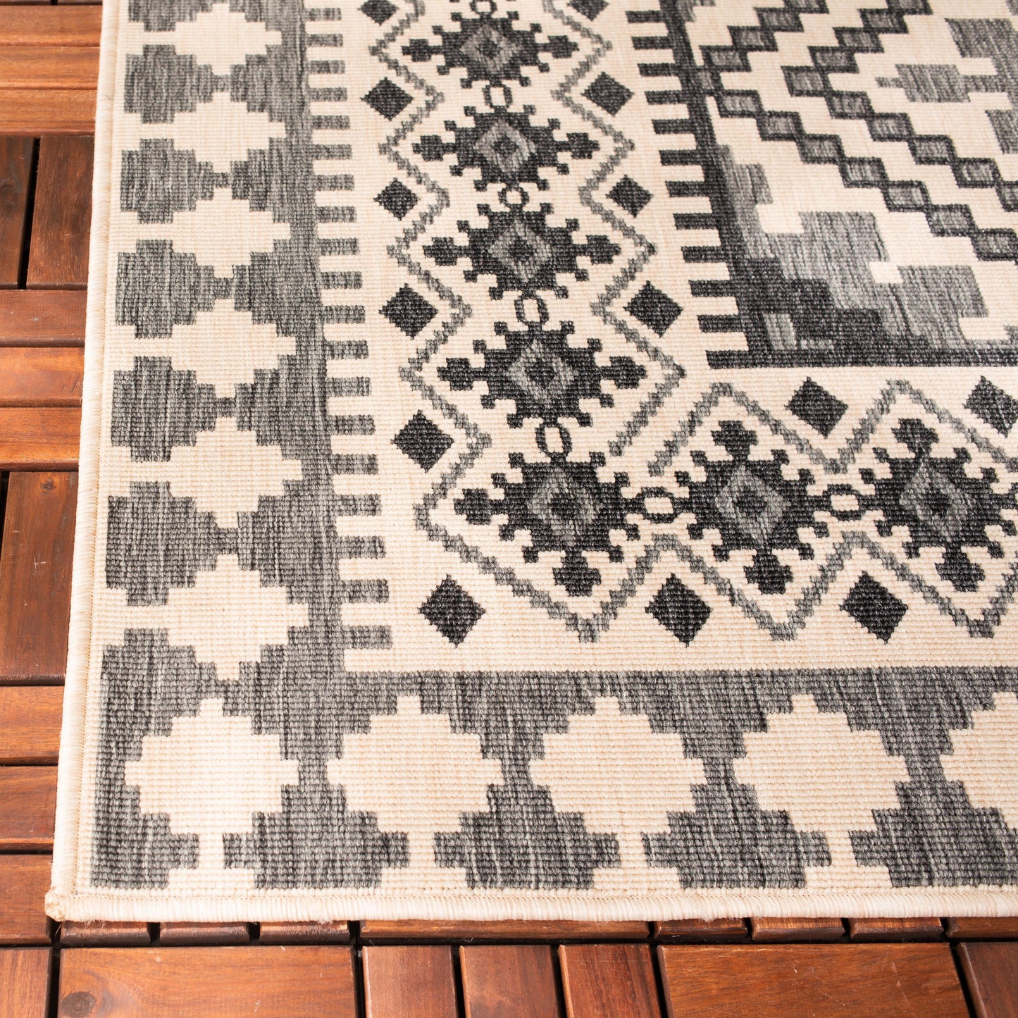 Tapis de jardin imperméable pour intérieur/extérieur SAFAVIEH Veranda Rita
