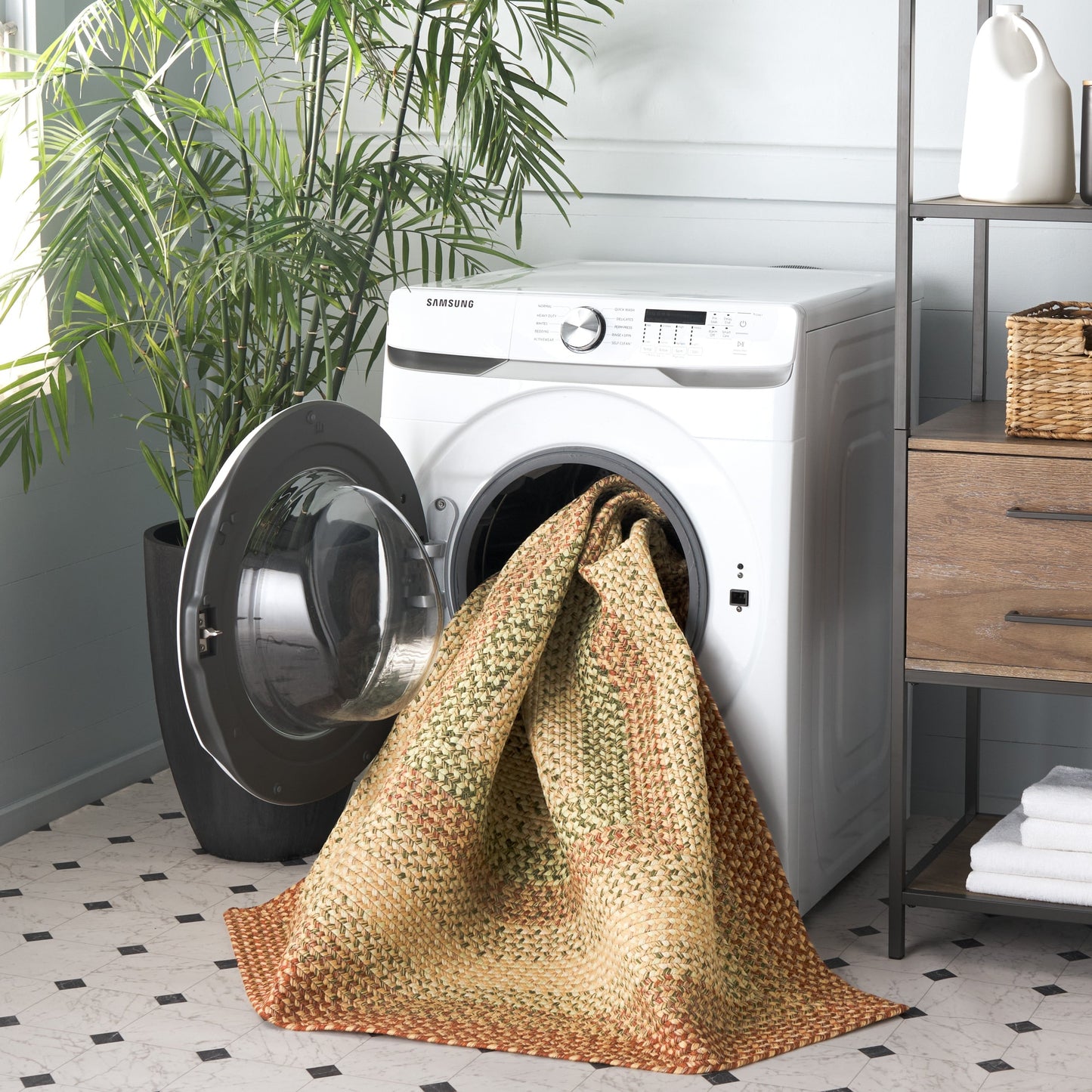 SAFAVIEH, Tapis de campagne Adelajde tressé à la main