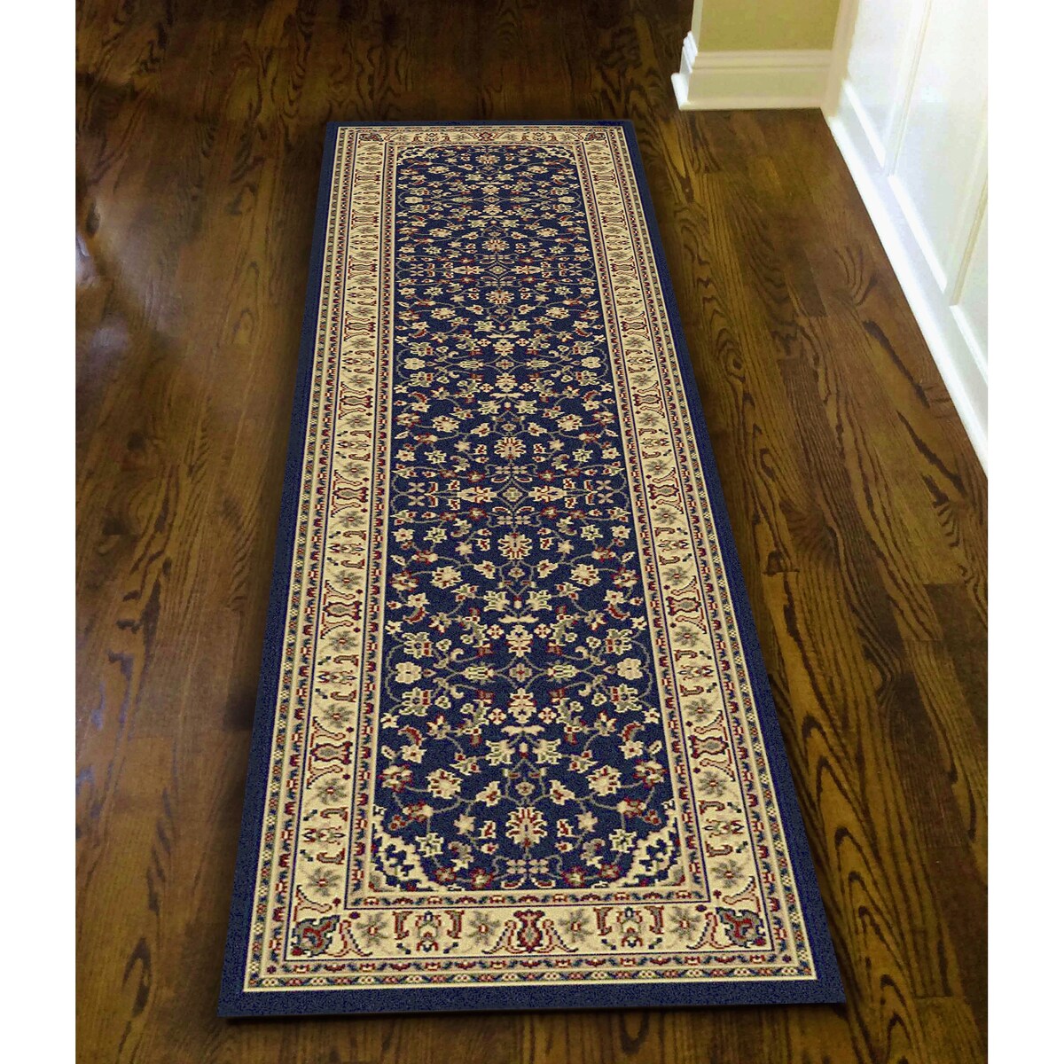 Tapis à motif sarouk floral traditionnel Caroline d'Admire Home Living