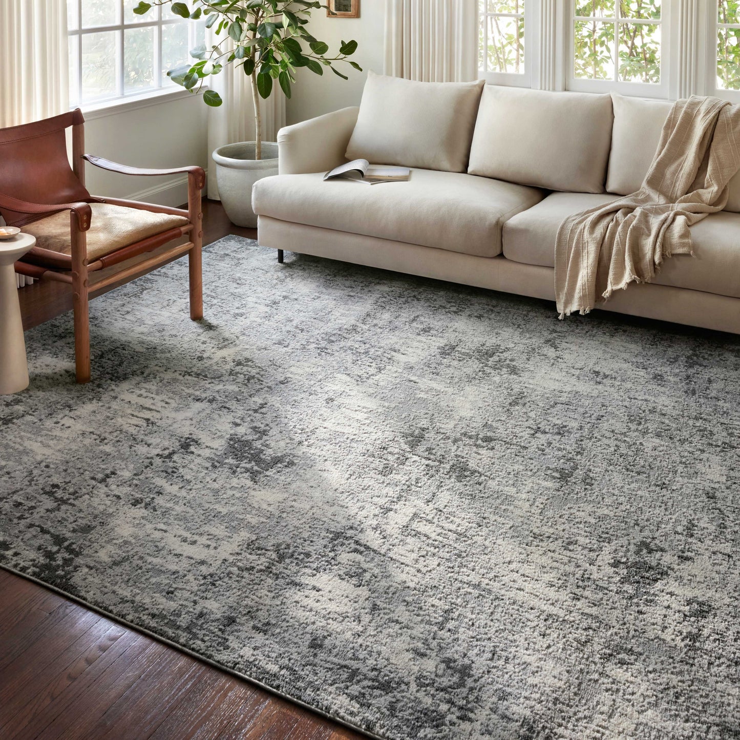 Tapis abstrait moderne Alexander Home Grant