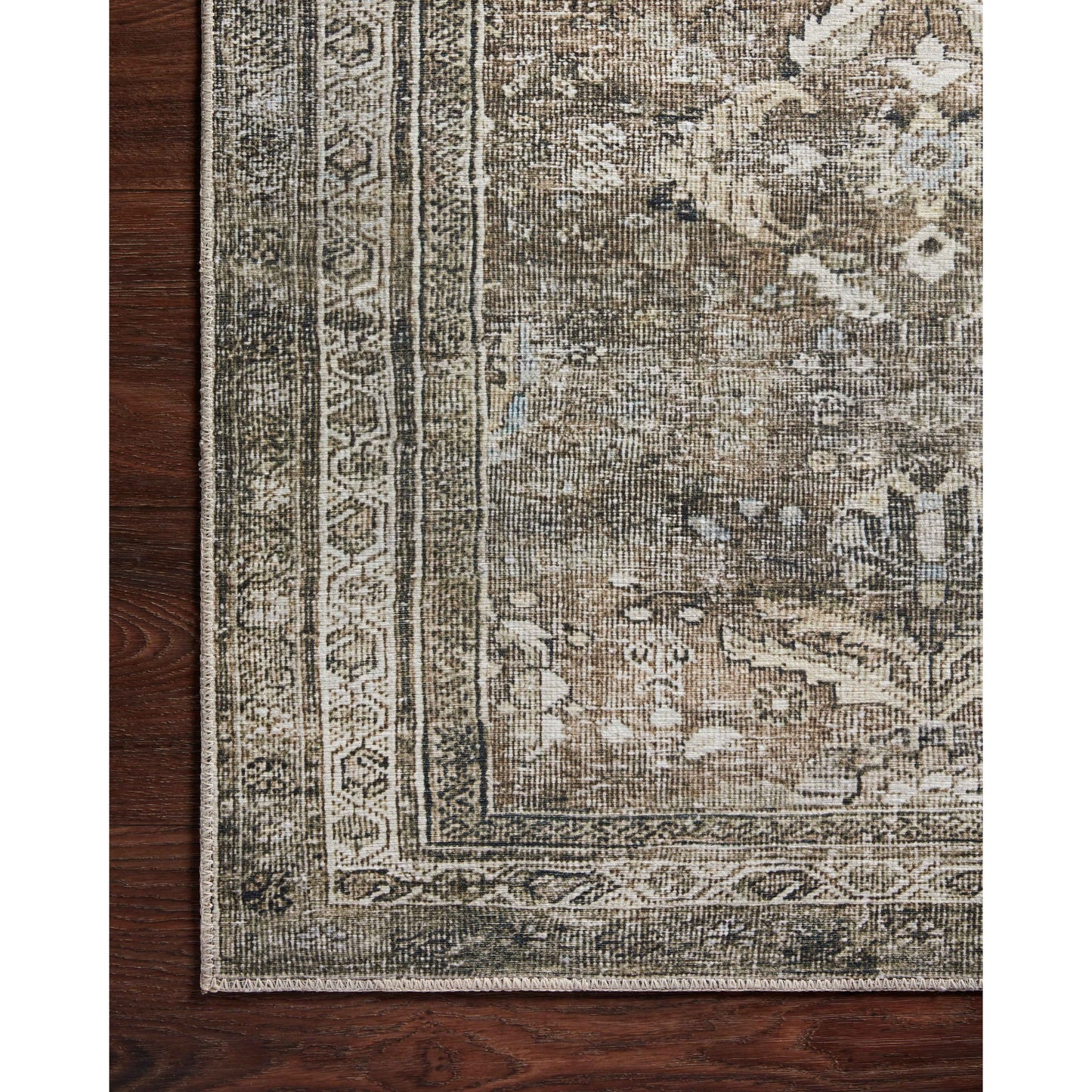 Tapis imprimé vintage vieilli Isabelle d'Alexander Home, style shabby chic