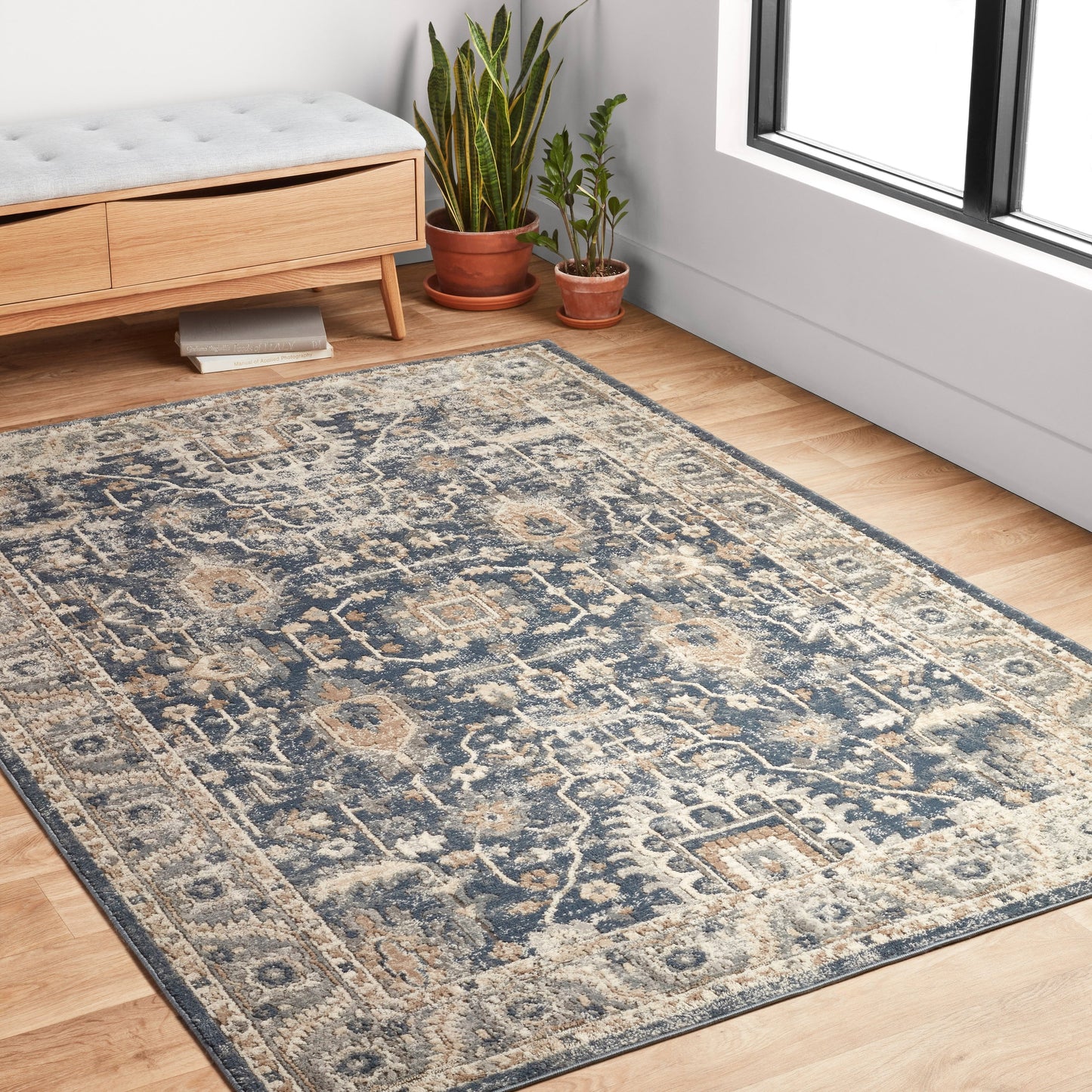 Tapis traditionnel en ferronnerie ornementale Josefina d'Alexander Home