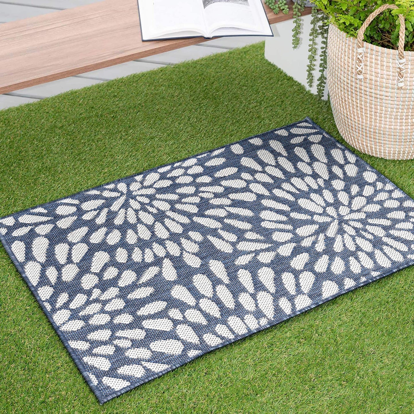 Tapis d'intérieur/extérieur à motif floral côtier Exo