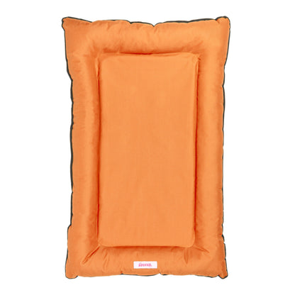 Lit de camping traditionnel en mousse à mémoire de forme pour animaux de compagnie Archie Oxford, imperméable, lavable à la main, pour intérieur et extérieur