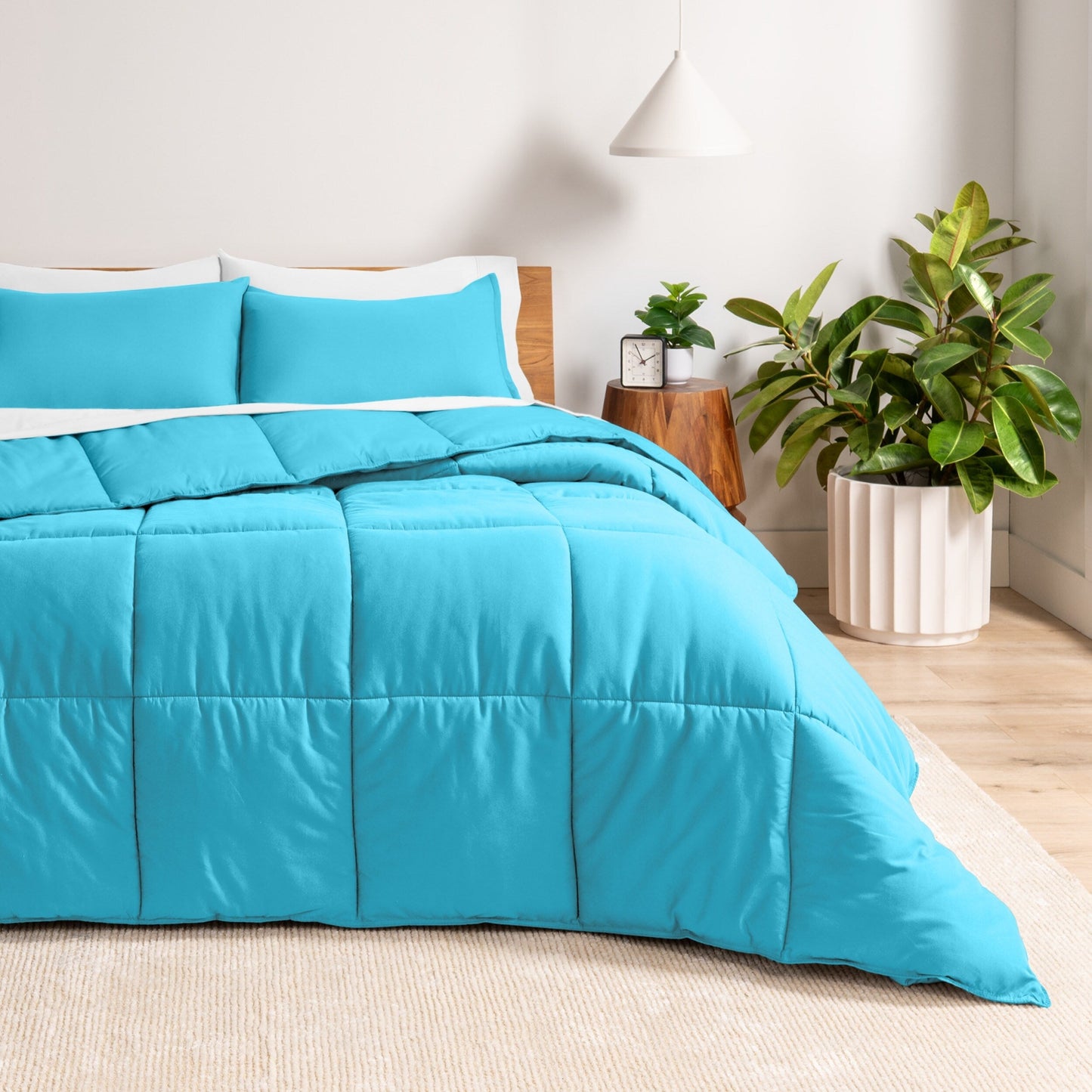 Ensemble de couette hypoallergénique en duvet alternatif Bare Home