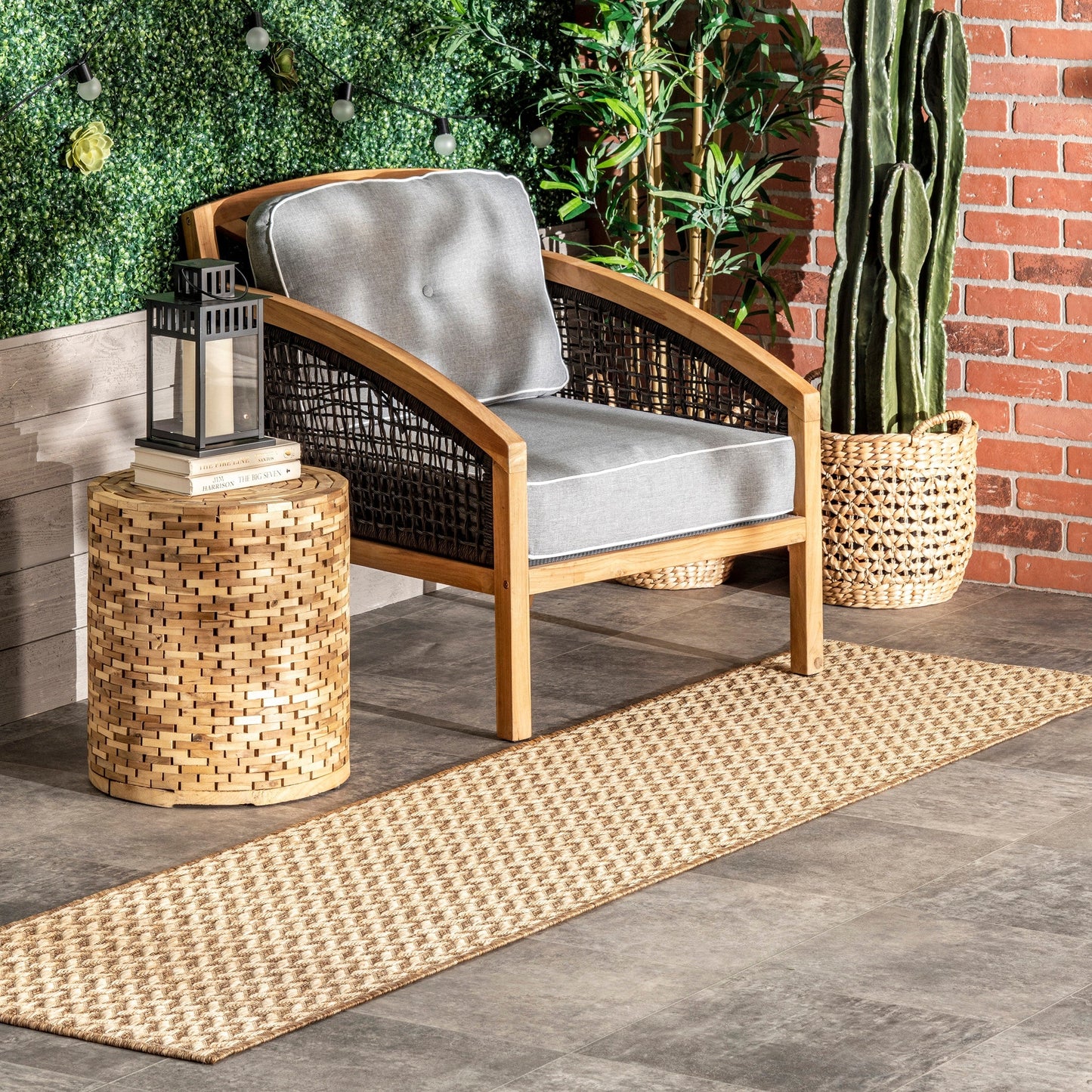 Tapis d'intérieur/extérieur à chevrons Nuloom Camryn