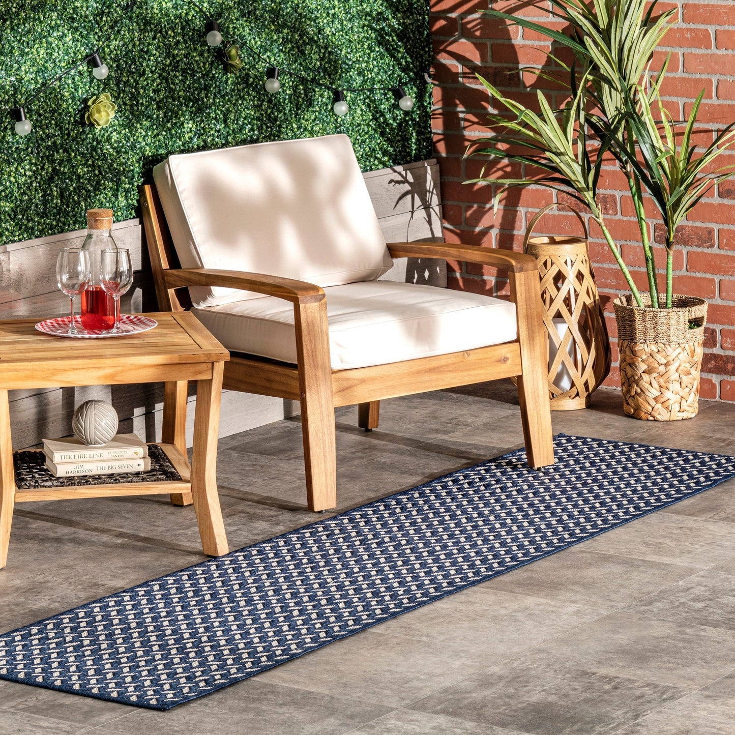 Tapis d'intérieur/extérieur à chevrons Nuloom Camryn
