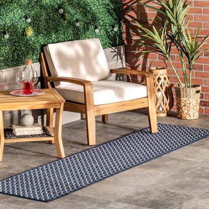 Tapis d'intérieur/extérieur à chevrons Nuloom Camryn