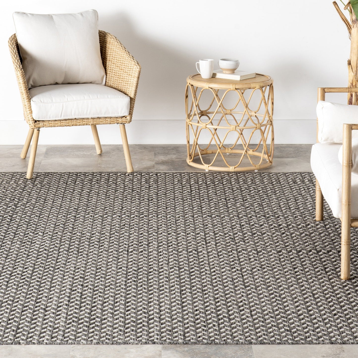 Tapis d'intérieur/extérieur à chevrons Nuloom Camryn