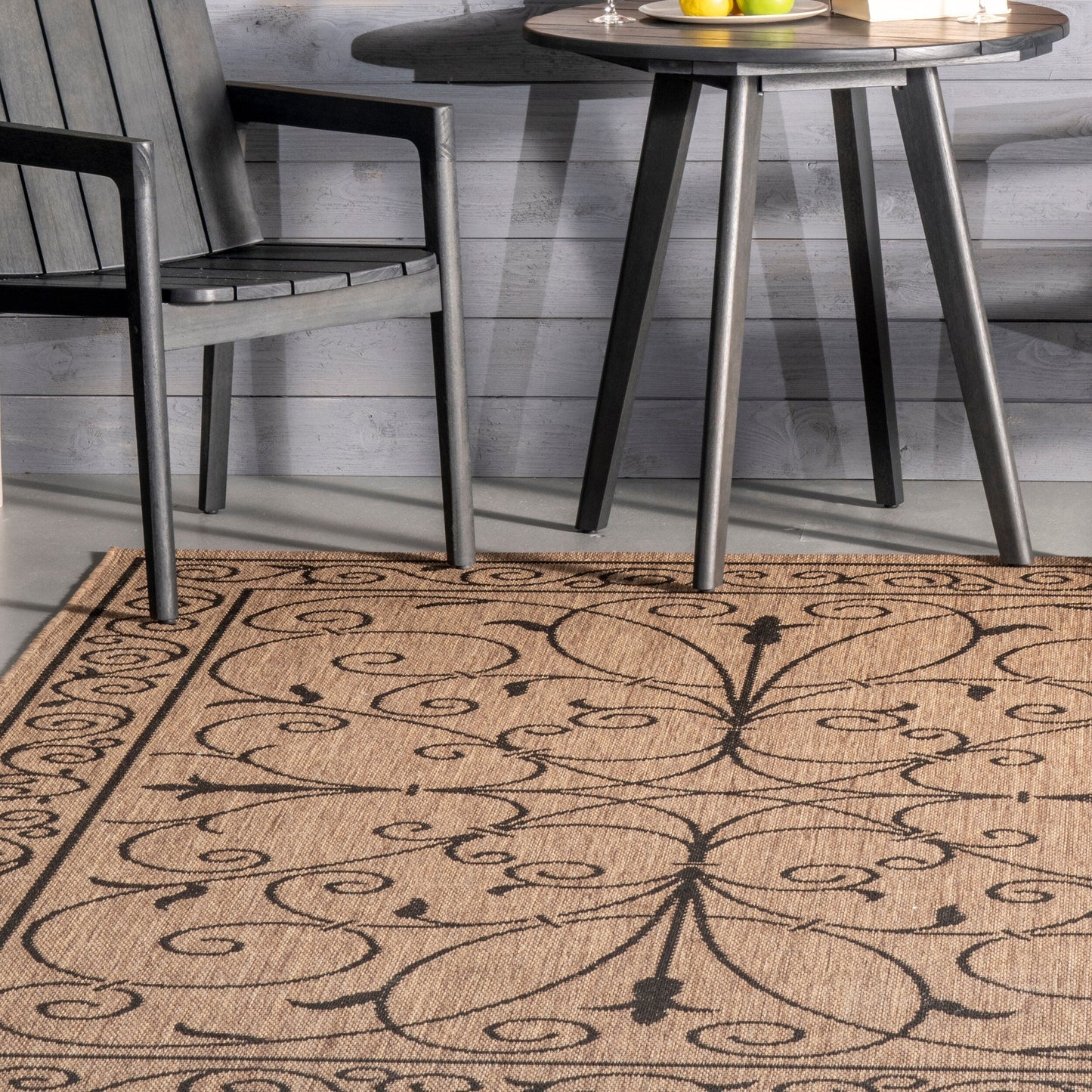Tapis traditionnel d'intérieur/extérieur Nuloom Kathleen
