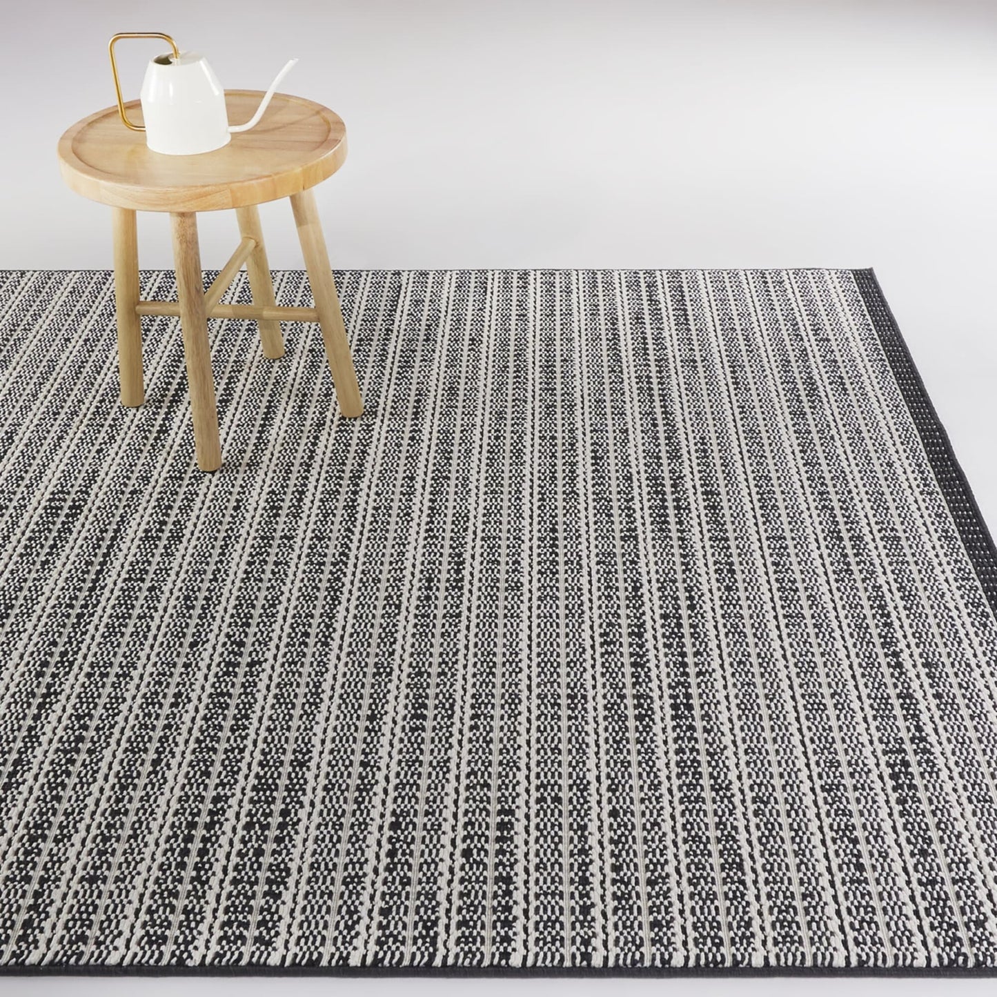 Tapis d'intérieur/extérieur à rayures transitionnelles Connell