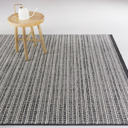 Tapis d'intérieur/extérieur à rayures transitionnelles Connell