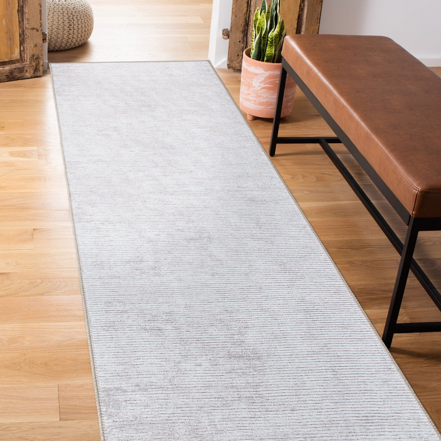 Tapis contemporain à rayures vieillies lavable en machine