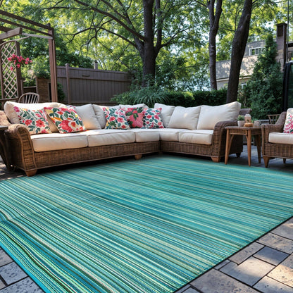 Tapis d'extérieur réversibles en plastique à rayures contemporaines