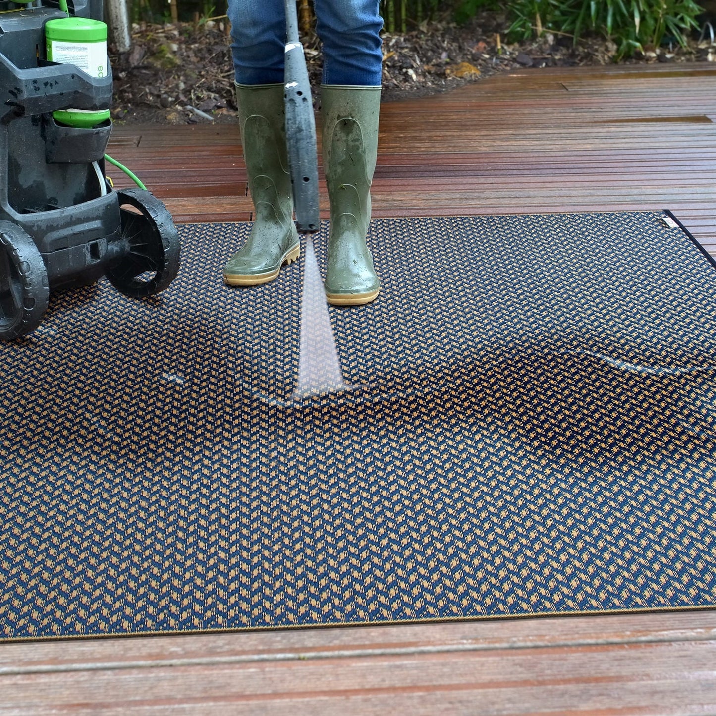 Tapis d'extérieur réversibles en plastique solide et contemporain