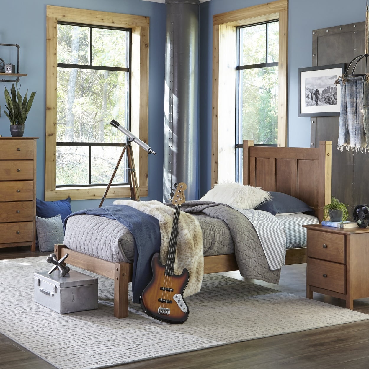 Lit plateforme en bois massif de style shaker avec meubles en bois de grain