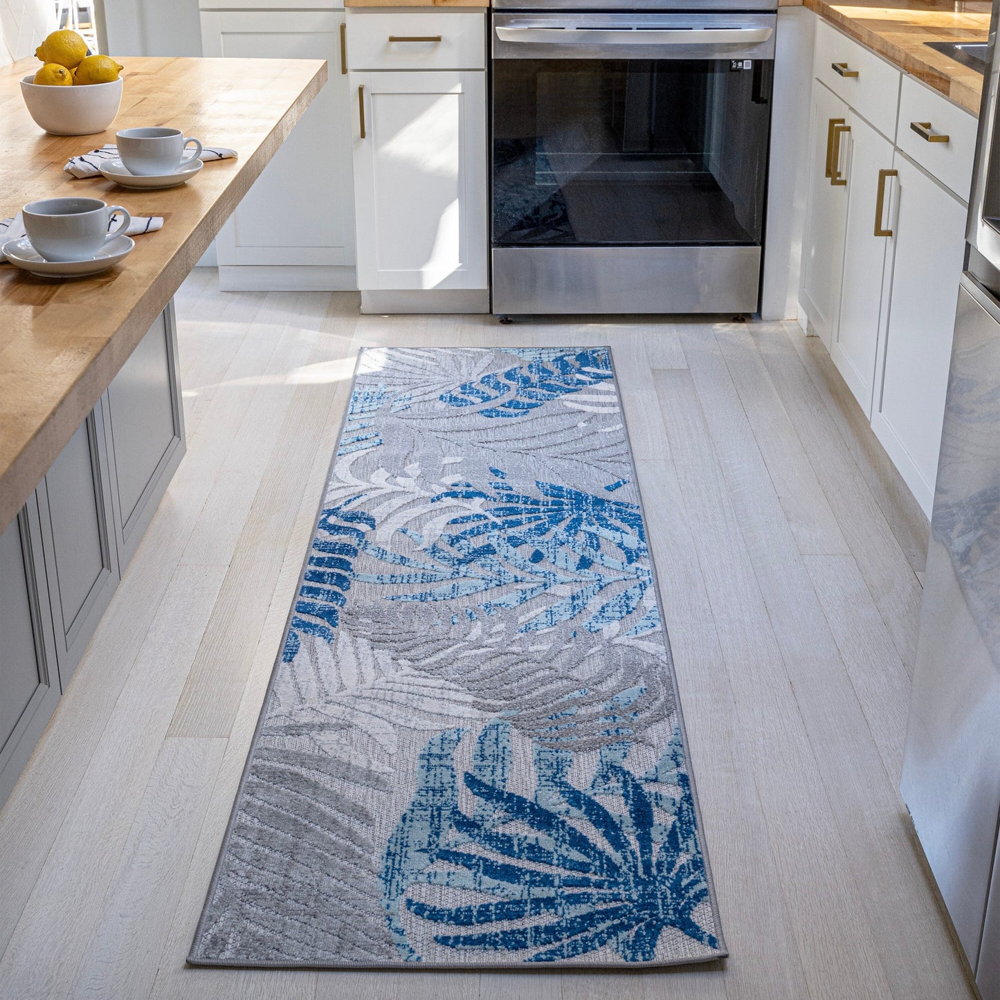 Tapis d'intérieur/extérieur à feuilles de palmier JONATHAN Y Aydin