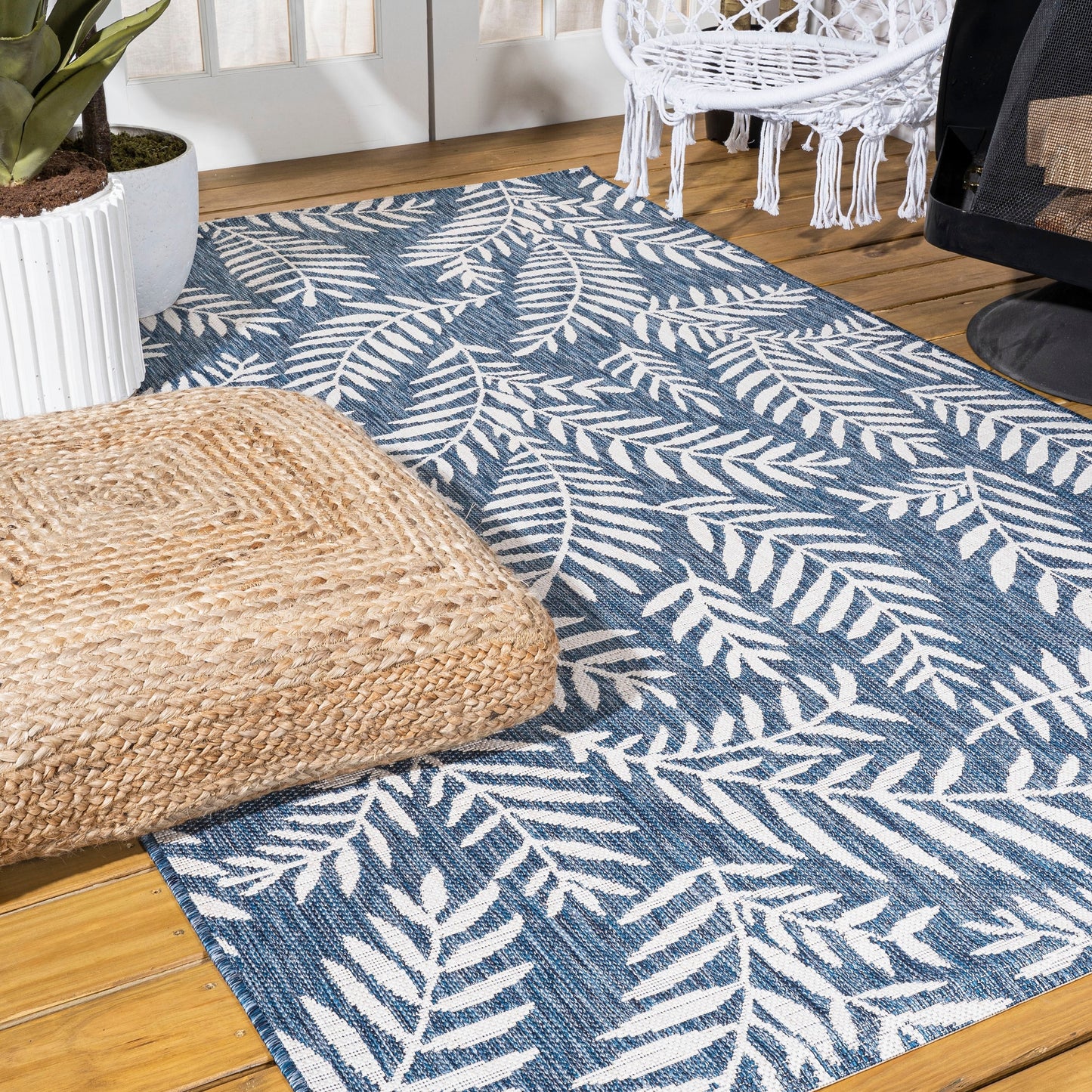 JONATHAN Y Tapis intérieur/extérieur à fronde de palmier Galon