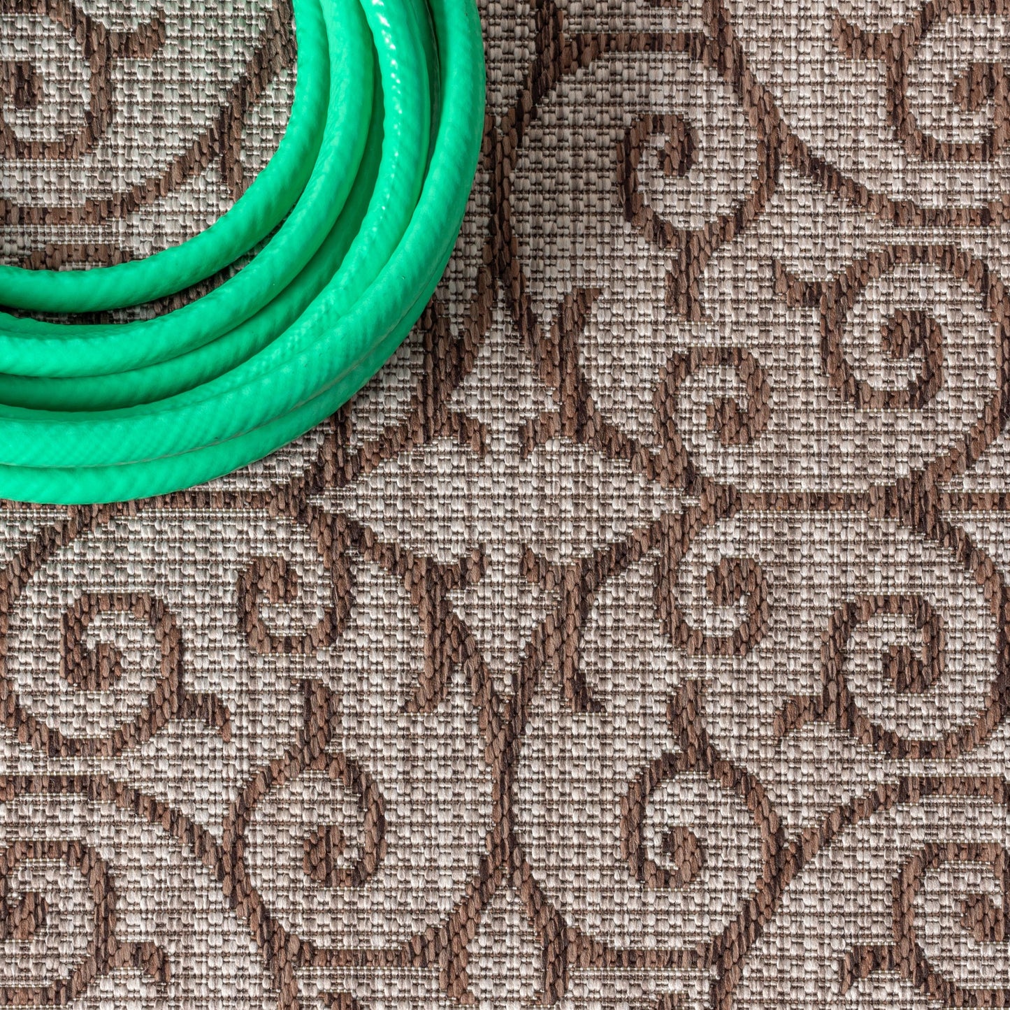 Tapis d'intérieur/extérieur texturé JONATHAN Y Ourika