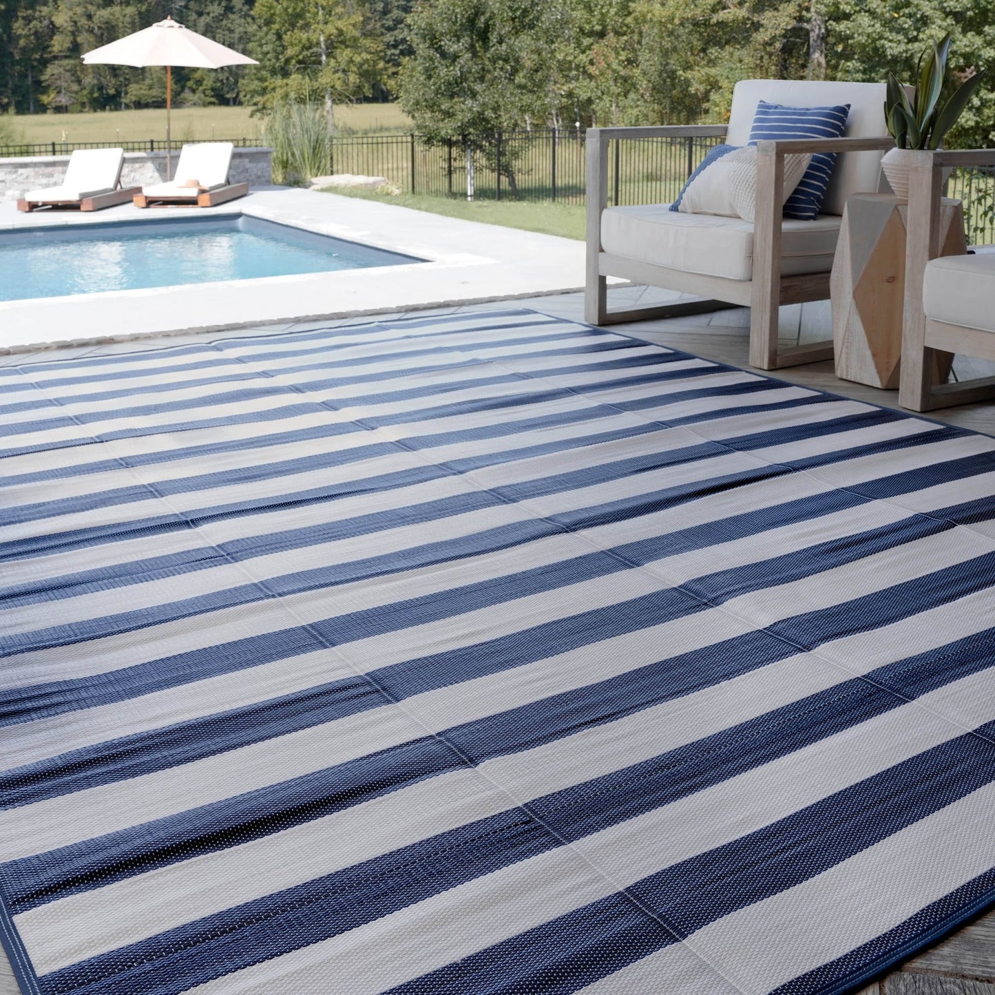 Tapis d'intérieur et d'extérieur à rayures de plage Lalune