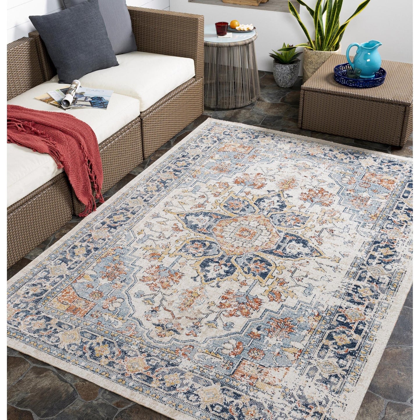Tapis d'extérieur traditionnel médaillon Livabliss Huntington Beach remis au goût du jour