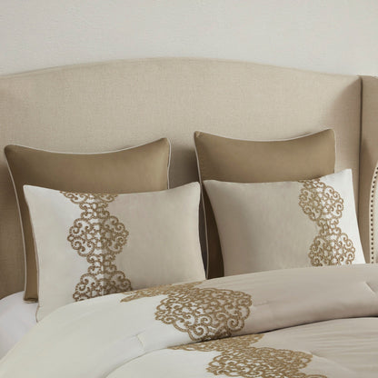 Ensemble de couette en microfibre brodée Madison Park Vera 8 pièces