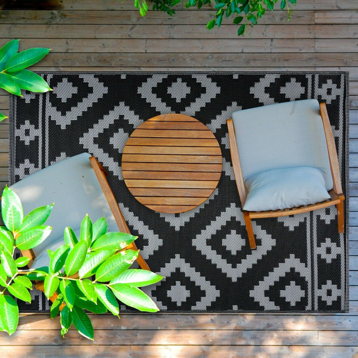 Tapis d'extérieur léger en plastique 100 % écologique Milan Design