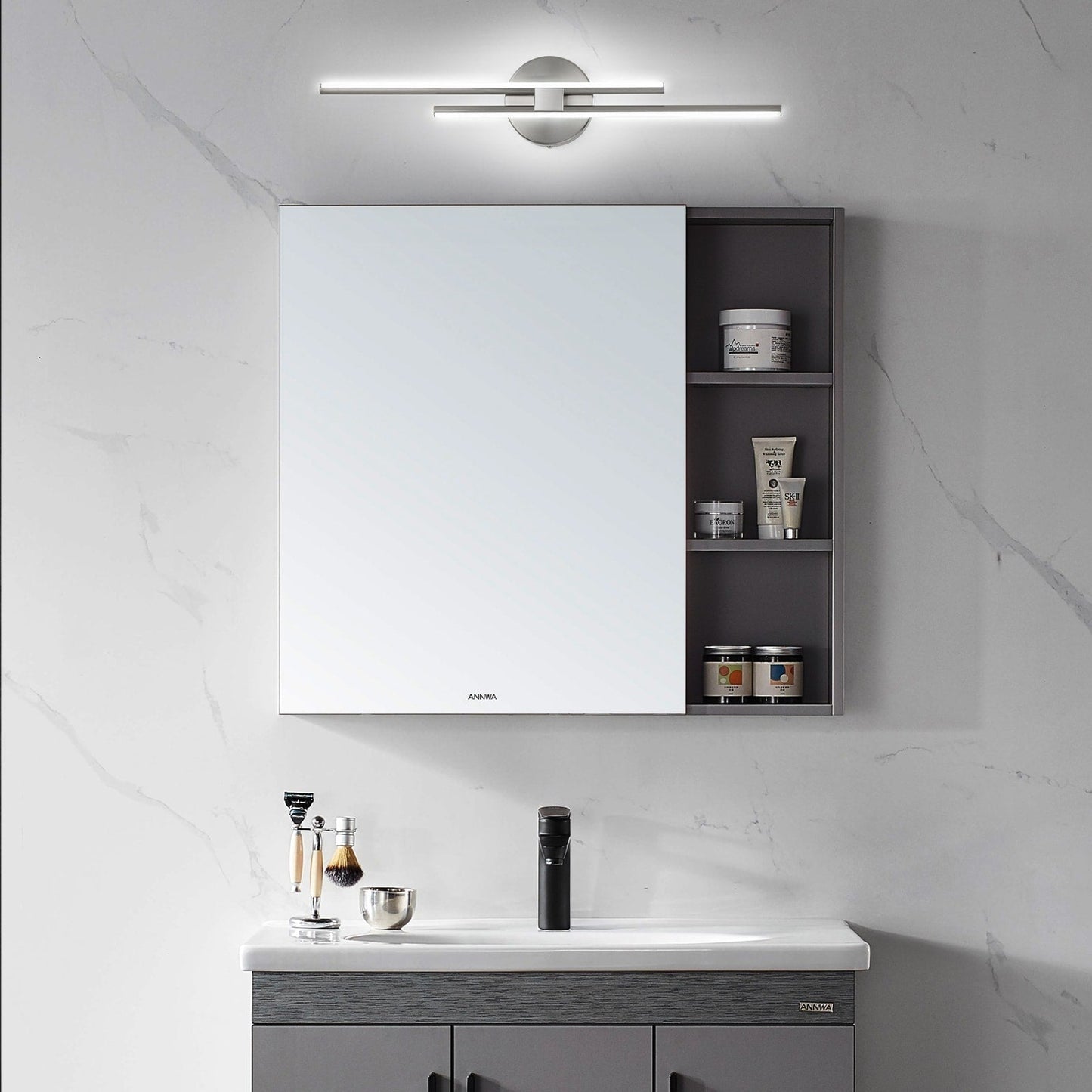 Applique murale linéaire minimaliste en métal à 2 lumières à LED et intensité variable