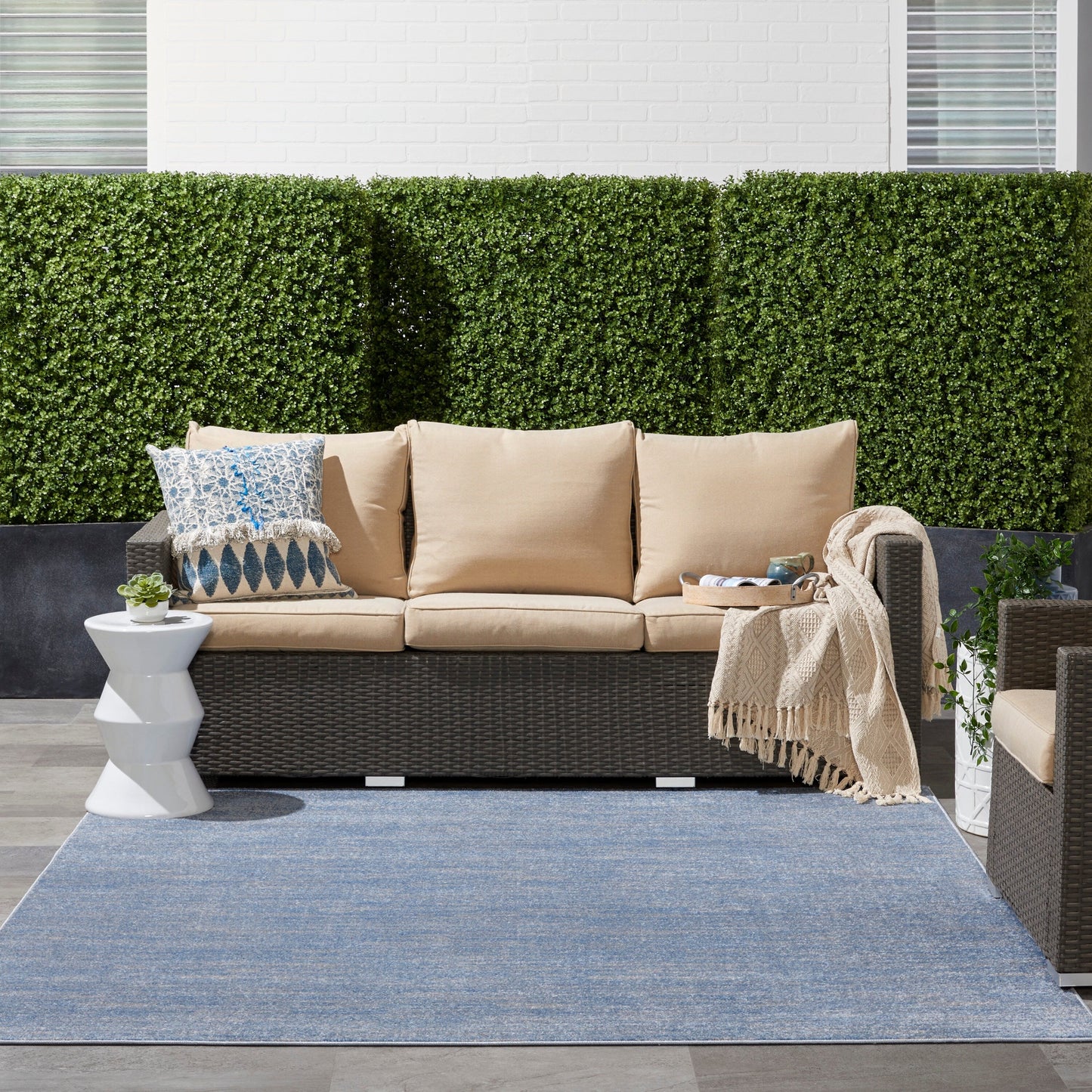 Tapis contemporain d'intérieur/extérieur Nourison Essentials