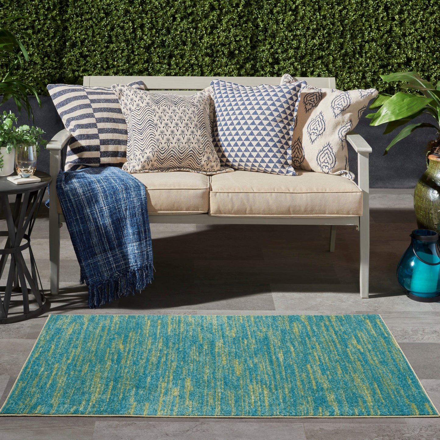 Tapis contemporain d'intérieur/extérieur Nourison Essentials