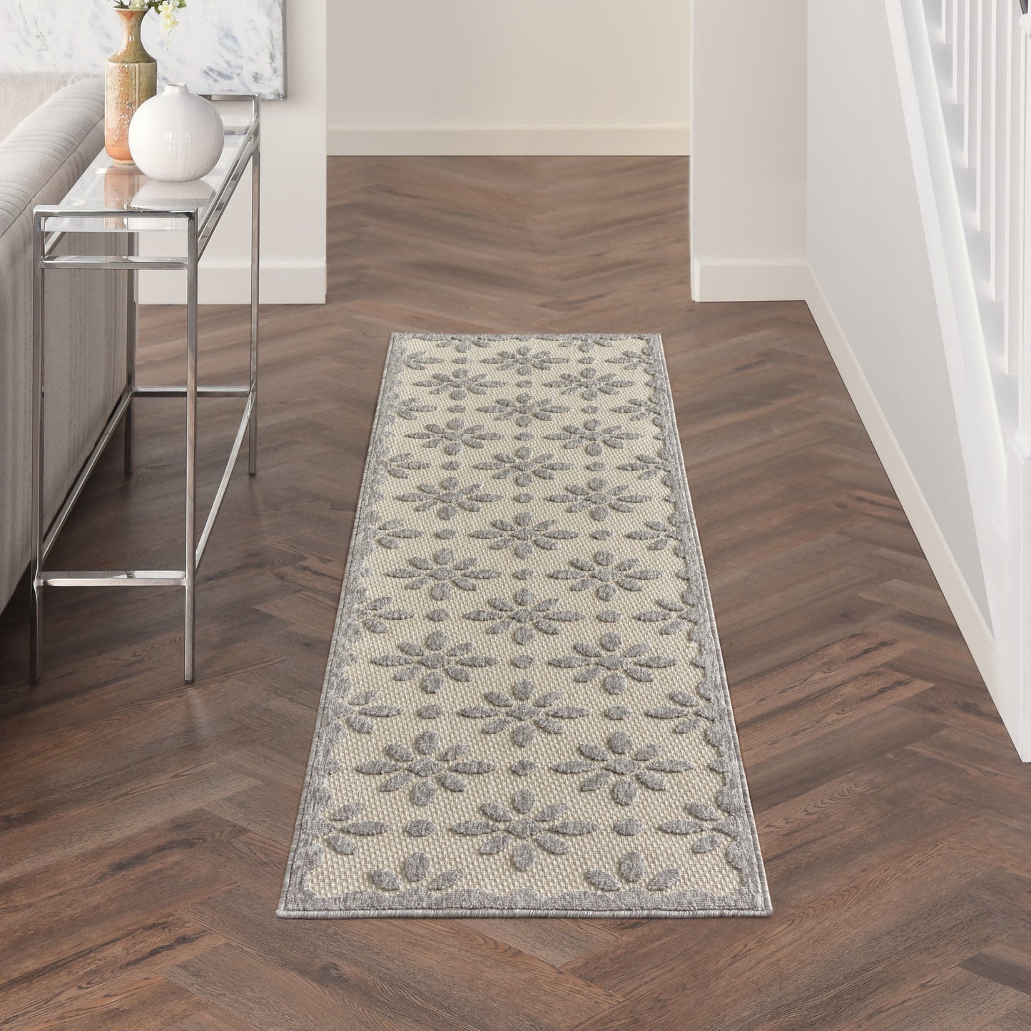 Tapis d'intérieur et d'extérieur géométrique moderne à motif floral et haut-bas Nourison Palamos